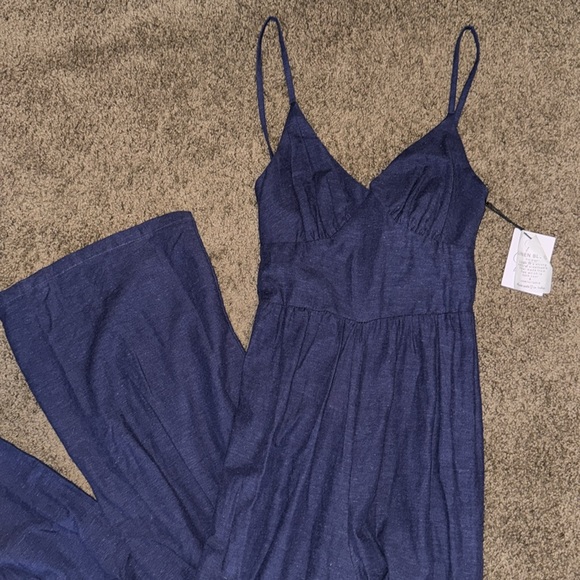 Japna linen blend jumpsuit. Navy blue. NWT. - Picture 2 of 12